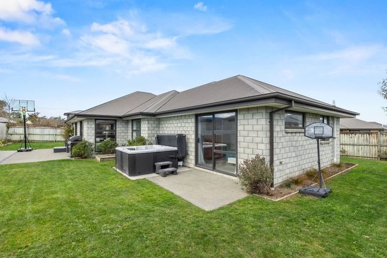 Photo of property in 40 Tripoli Street, Rangiora, 7400