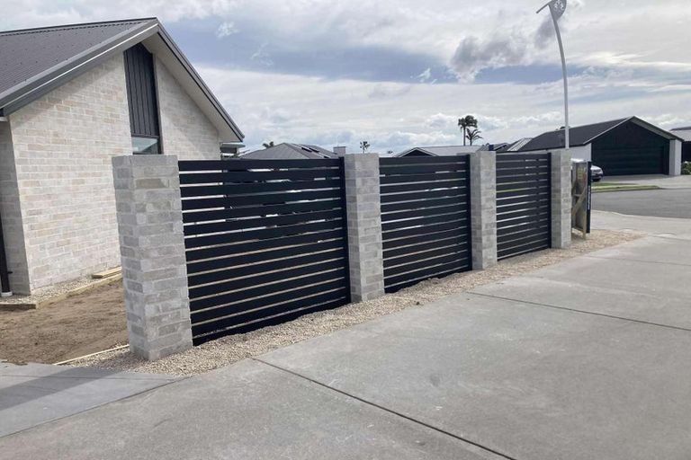 Photo of property in 53 Cotula Way, Papamoa Beach, Papamoa, 3118