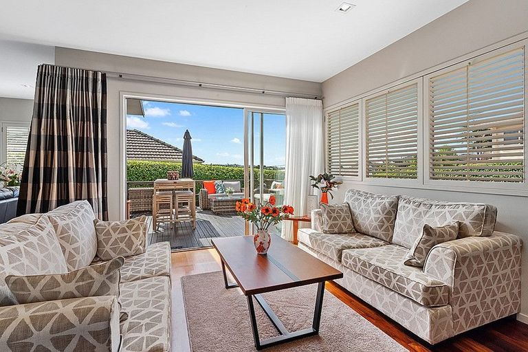 Photo of property in 89a Kowhai Road, Mairangi Bay, Auckland, 0630