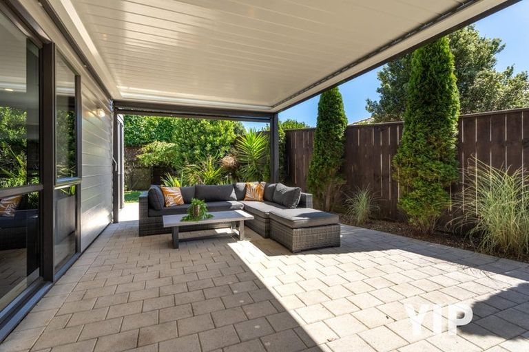 Photo of property in 59 Te Puia Drive, Aotea, Porirua, 5024