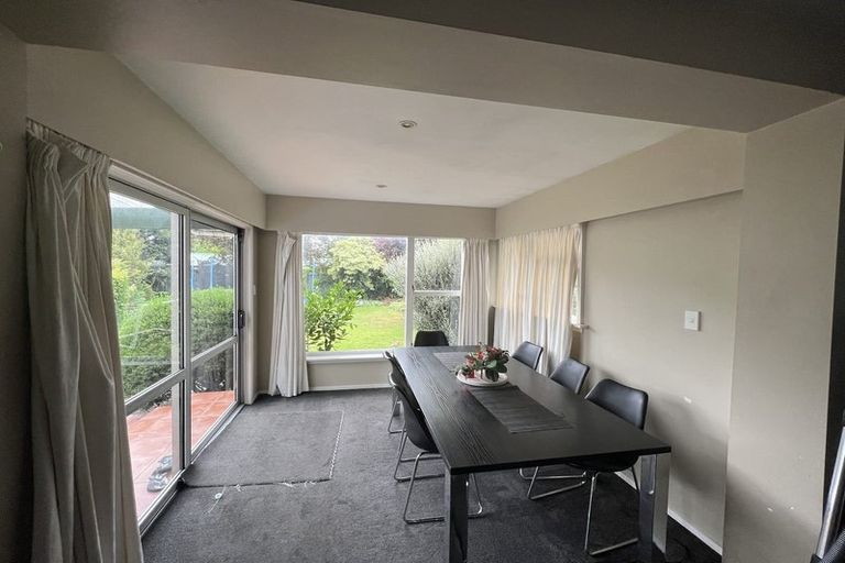 Photo of property in 6 Whitby Street, Burnside, Christchurch, 8053