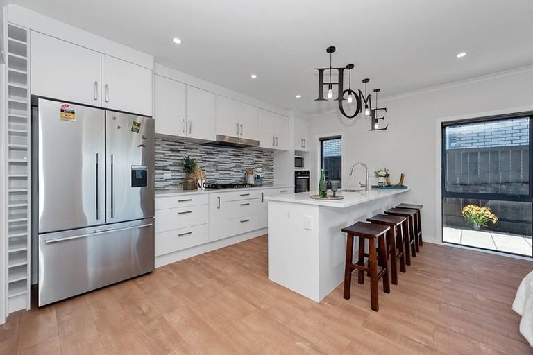 Photo of property in 5 Lissaman Place, Chartwell, Hamilton, 3210