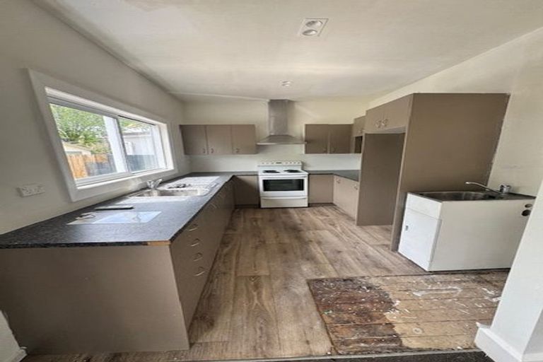 Photo of property in 55 Rhona Street, Linwood, Christchurch, 8062