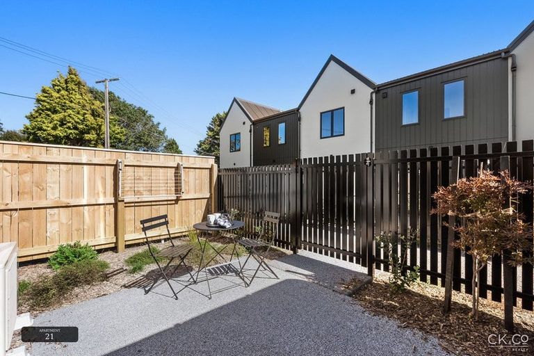 Photo of property in 130 Cambridge Terrace, Fairfield, Lower Hutt, 5011
