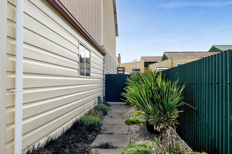 Photo of property in 38 London Street, Eltham, 4322