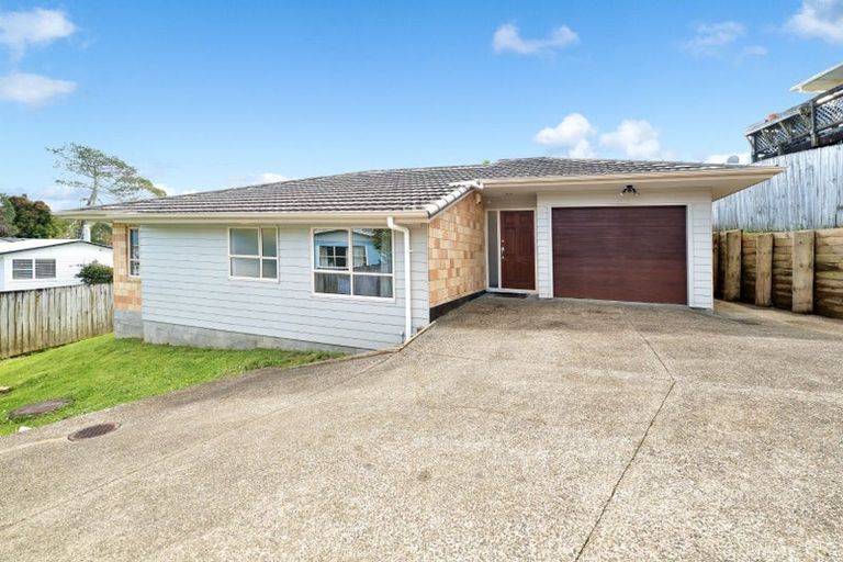 Photo of property in 103a Barrys Road, Glendene, Auckland, 0602