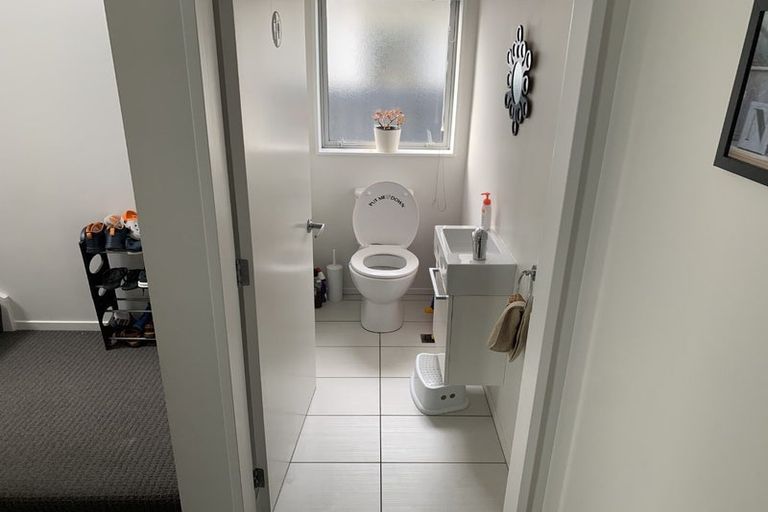 Photo of property in 188 Mark Avenue, Grenada Village, Wellington, 6037