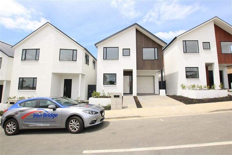 Photo of property in 5 Frances Bryers Road, Hobsonville, Auckland, 0616