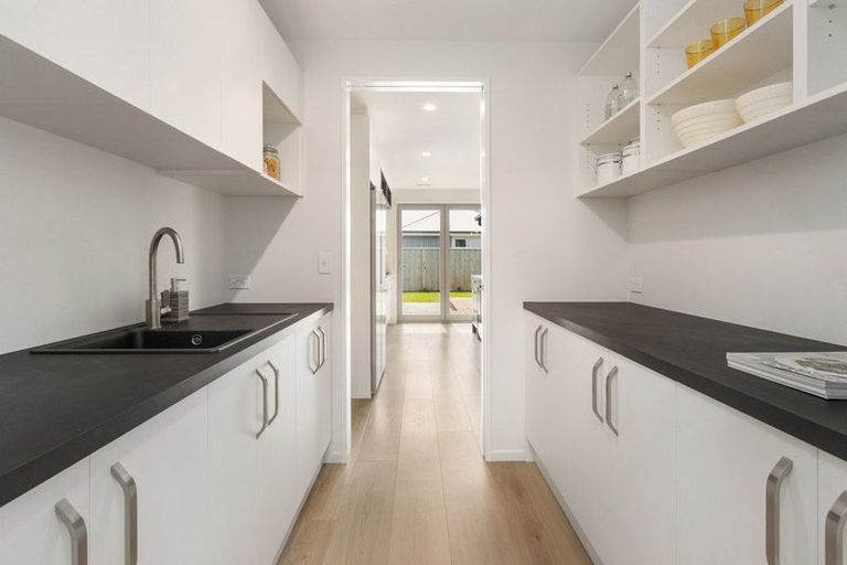 Photo of property in 98 Leistrella Road, Hoon Hay, Christchurch, 8025