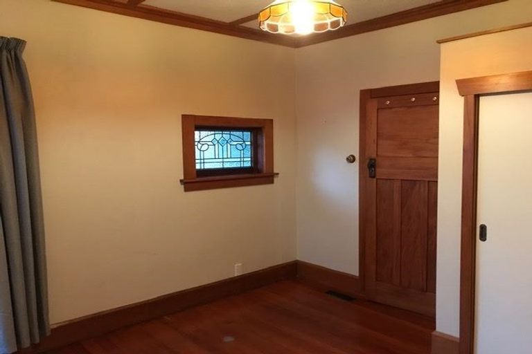 Photo of property in 31 Hardy Street, Waterloo, Lower Hutt, 5011