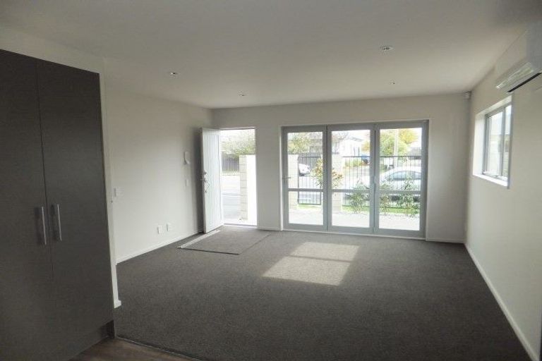 Photo of property in 48a Brockworth Place, Riccarton, Christchurch, 8011