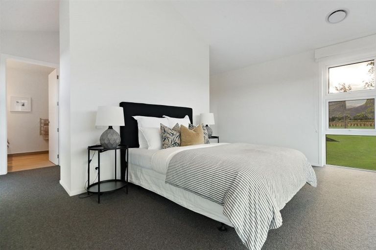 Photo of property in 77 Stone Drive, Cromwell, 9384