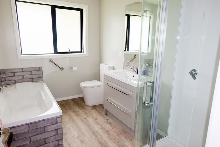 Photo of property in 3 Royal Oak Crescent, Holmes Hill, Oamaru, 9401