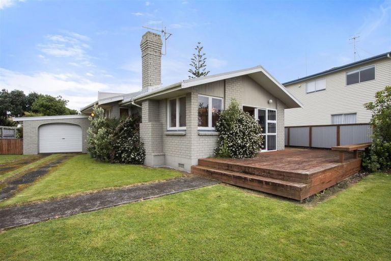 Photo of property in 12a Broadway Road, Waihi Beach, 3611
