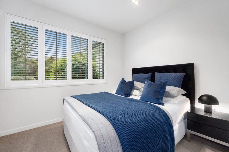 Photo of property in 181 Old North Road, Kumeu, 0892