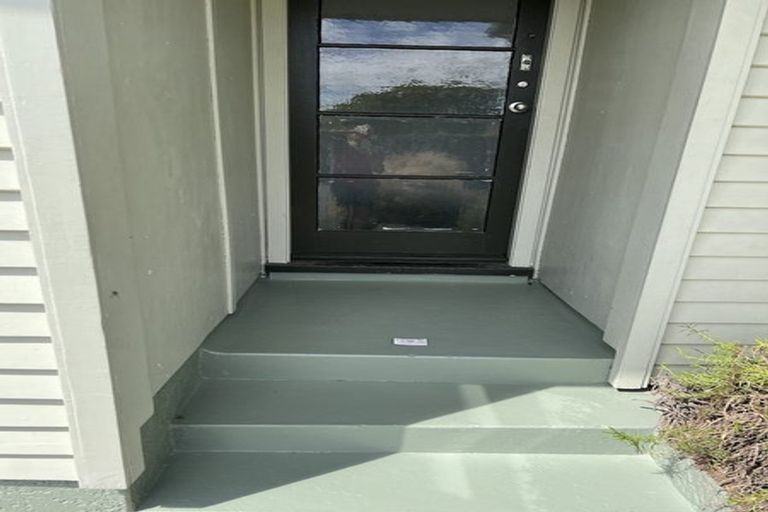 Photo of property in 9 Tensing Place, Sockburn, Christchurch, 8042