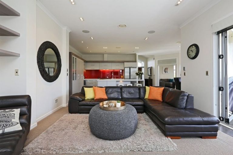 Photo of property in 14 Orotu Drive, Poraiti, Napier, 4112