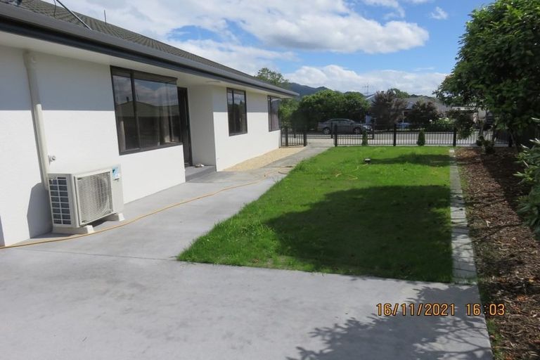 Photo of property in 7 Vining Crescent, Stoke, Nelson, 7011