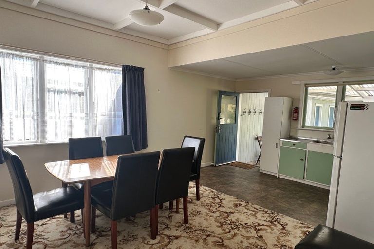 Photo of property in 1 Pitt Street, Raetihi, 4632