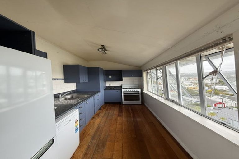 Photo of property in 30 Austin Street, Mount Victoria, Wellington, 6011