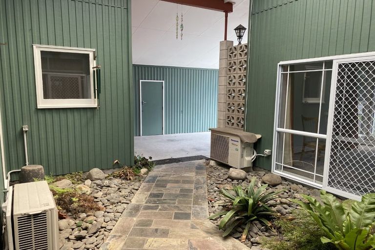 Photo of property in 1 Hinton Road, Taradale, Napier, 4112