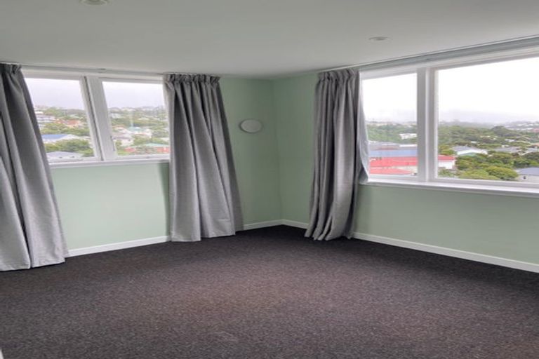 Photo of property in Harbour View Apartments, 147 Ohiro Road, Brooklyn, Wellington, 6021