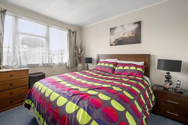 Photo of property in 2/95 Clouston Park Road, Clouston Park, Upper Hutt, 5018