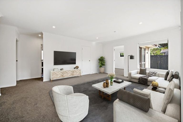 Photo of property in 33 Willowgrange Place, Pukekohe, 2120