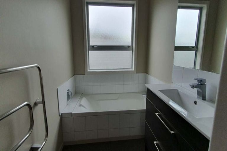 Photo of property in 2 Carvell Street, Blenheim, 7201