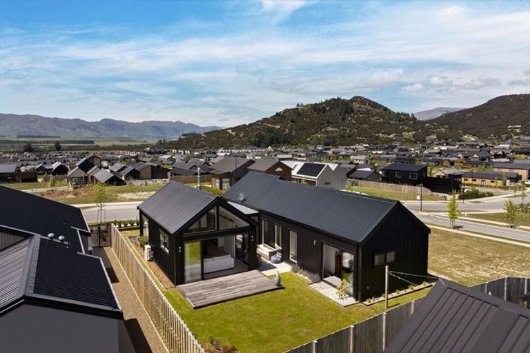 Photo of property in Northlake, 15 Riverslea Road, Wanaka, 9305