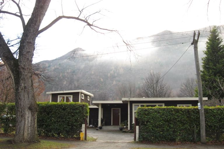 Photo of property in 71 Buckingham Street, Arrowtown, 9302