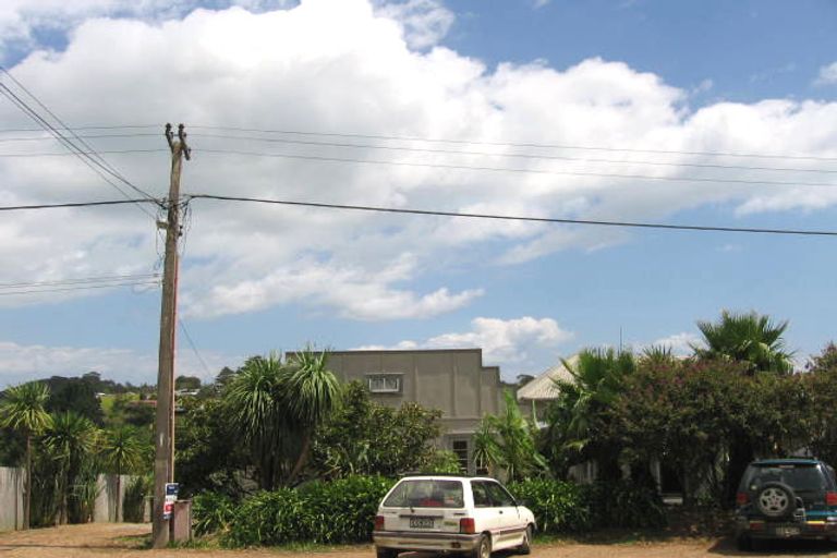Photo of property in 6 Erua Road, Ostend, Waiheke Island, 1081