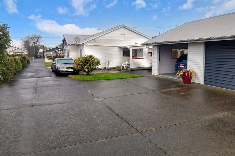 Photo of property in 37 Somerfield Street, Somerfield, Christchurch, 8024
