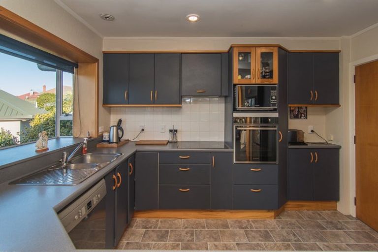 Photo of property in 215 Douglas Street, Highfield, Timaru, 7910