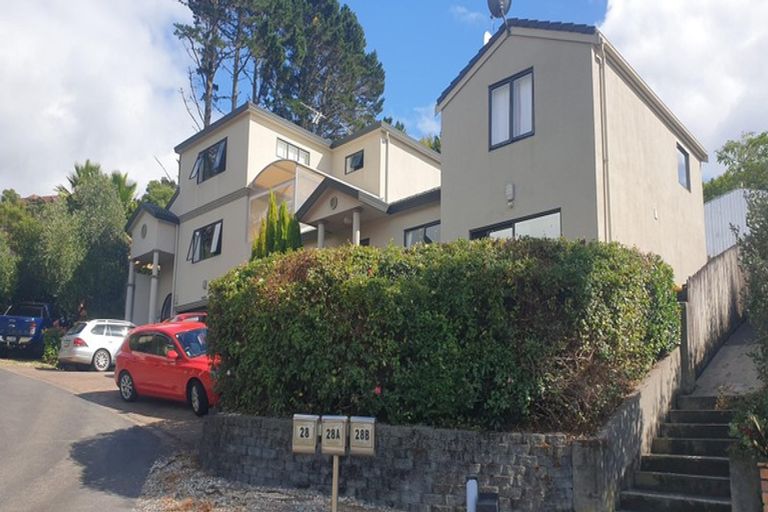 Photo of property in 28 Langana Avenue, Browns Bay, Auckland, 0630