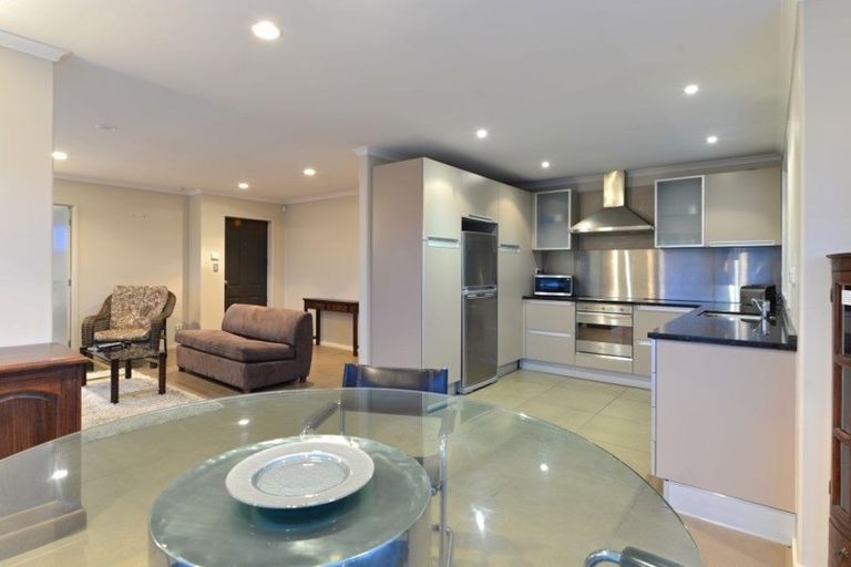 Photo of property in 38 Key West Drive, One Tree Point, 0118