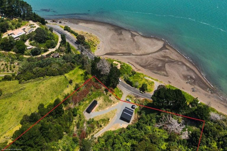 Photo of property in 1000a Thames Coast Sh25 Road, Kereta, Thames, 3575