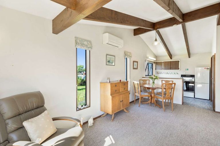 Photo of property in 37a Burnett Street, Oxford, 7430