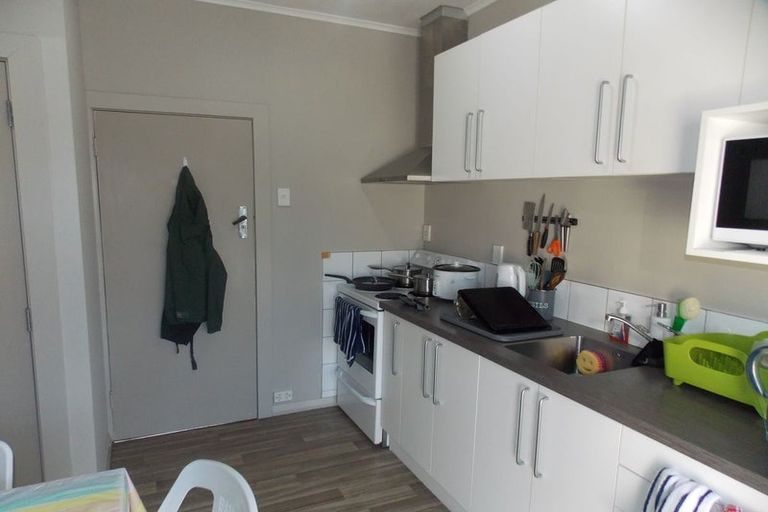Photo of property in 21 Rewa Street, Takaro, Palmerston North, 4412