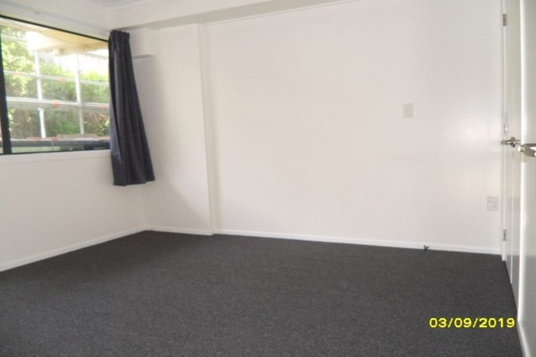 Photo of property in 4 London Road, Korokoro, Lower Hutt, 5012