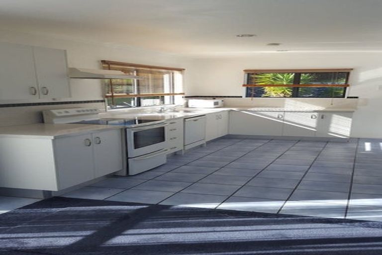 Photo of property in 64 Allcock Road, Waiuku, 2682