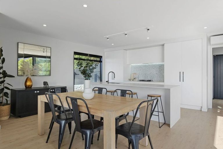 Photo of property in 3 Selleck Street, Mount Pleasant, Christchurch, 8081