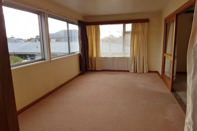 Photo of property in 2/33 Champion Street, Edgeware, Christchurch, 8013
