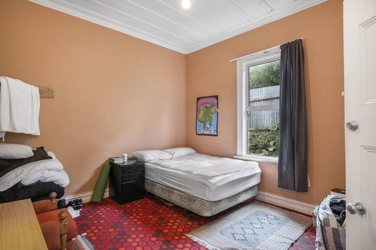 Photo of property in 143 Queen Street, North Dunedin, Dunedin, 9016