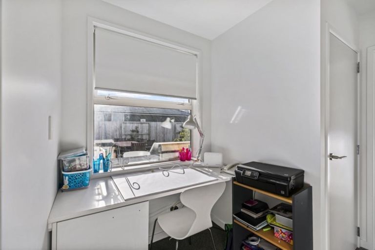 Photo of property in 17 Raiha Street, Papamoa Beach, Papamoa, 3118