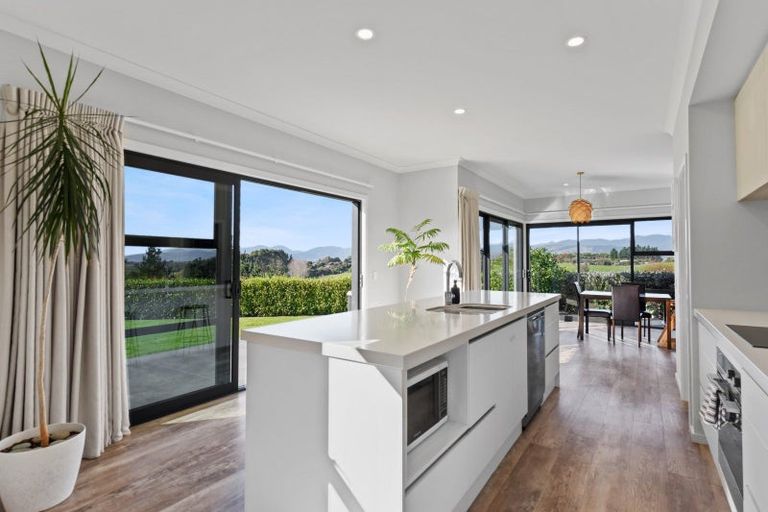 Photo of property in 10 Shirtcliff Lane, Redwood Valley, Richmond, 7081