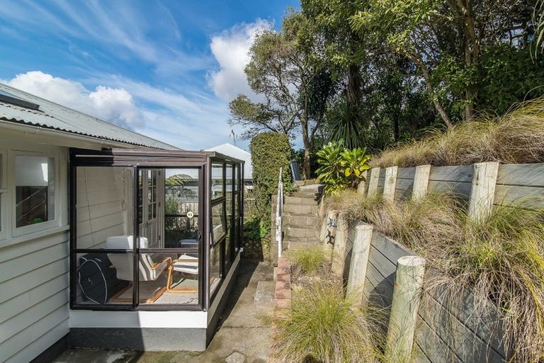 Photo of property in 8 Fortunatus Street, Brooklyn, Wellington, 6021