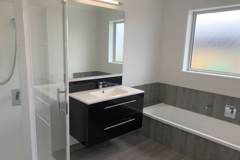 Photo of property in 16 Loxley Place, Lincoln, 7608