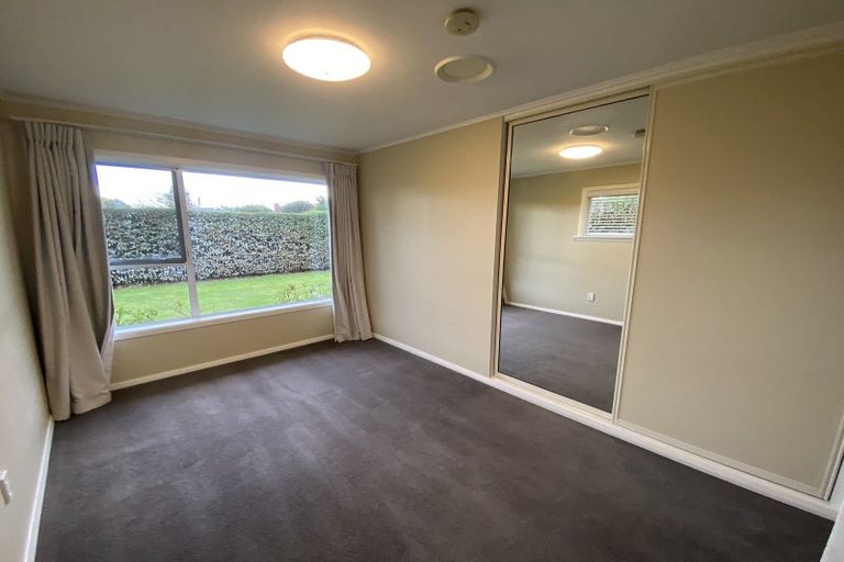Photo of property in 8 Yardley Street, Avonhead, Christchurch, 8042