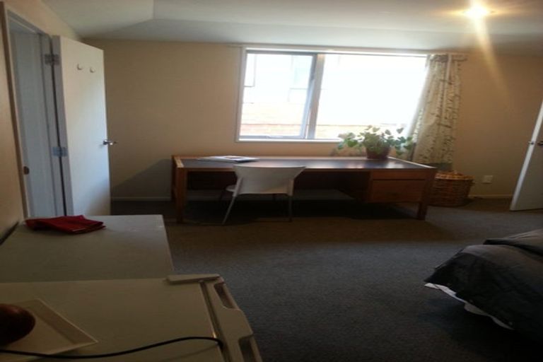 Photo of property in 3a Paeroa Street, Riccarton, Christchurch, 8041